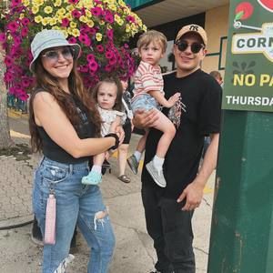 Meet your Posher, Madeleine